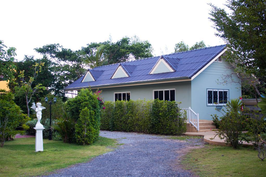 Sweet Honey Pranburi Hotel Sam Roi Yot Exterior photo